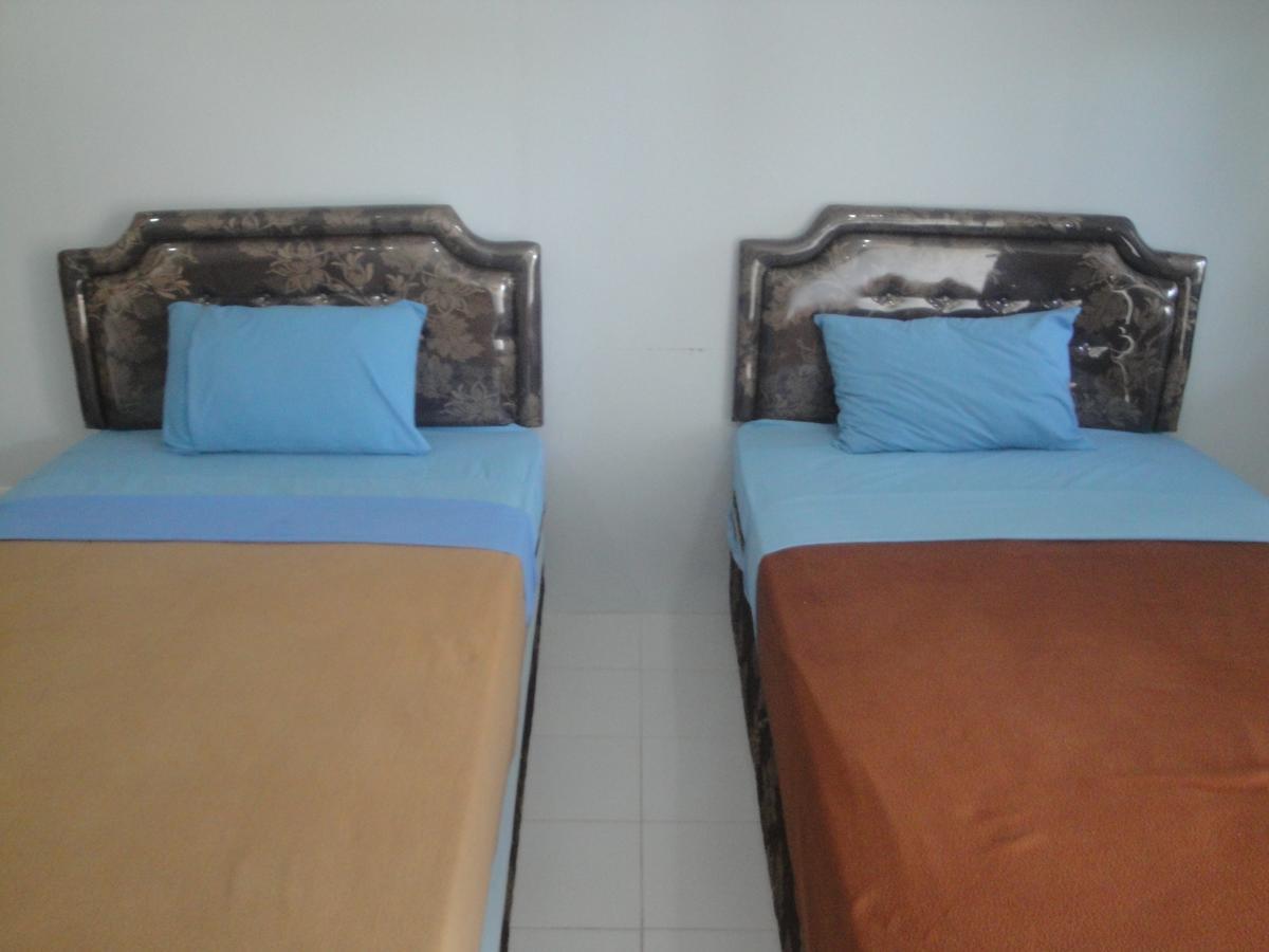Yoyo'S Hotel Sekongkang Esterno foto